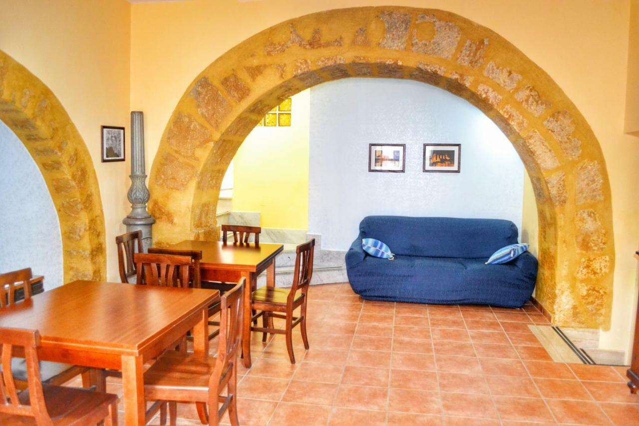 B&B Anita Αγκριτζέντο Εξωτερικό φωτογραφία