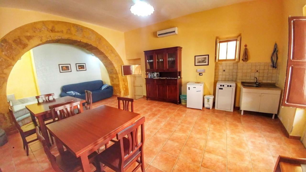 B&B Anita Αγκριτζέντο Εξωτερικό φωτογραφία